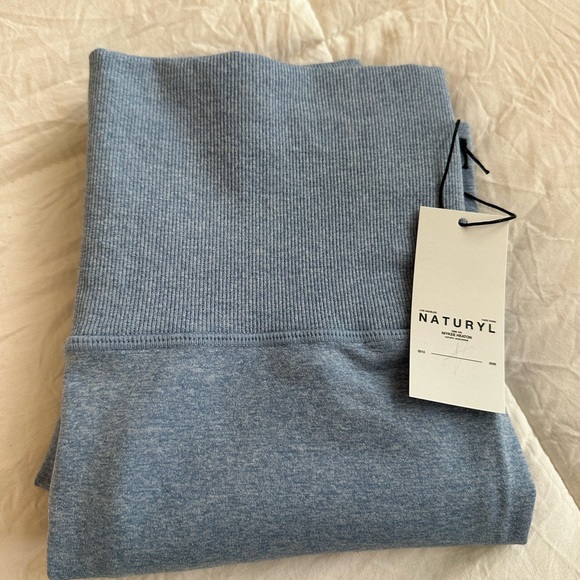 Naturyl by NBK Fit Legging - Picture 4 of 10